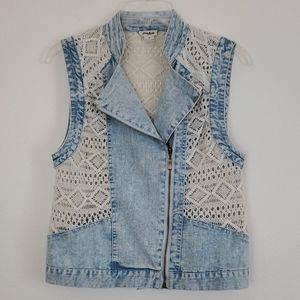 Love Riche Denim & Crocheted Lace Faded Light Blue Vest M
